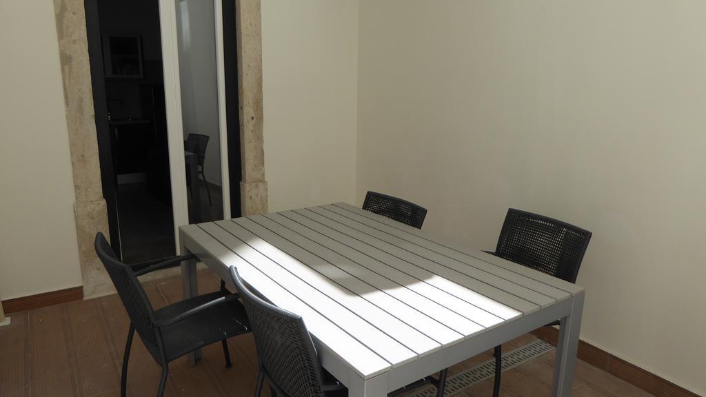 ליסבון Dobairro Suites At Bairro Alto מראה חיצוני תמונה