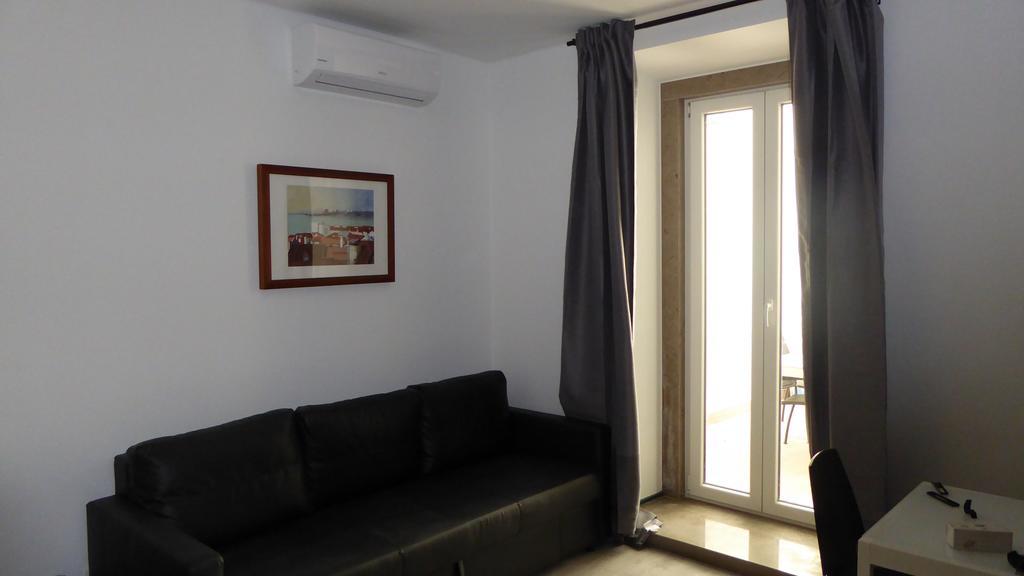 ליסבון Dobairro Suites At Bairro Alto מראה חיצוני תמונה